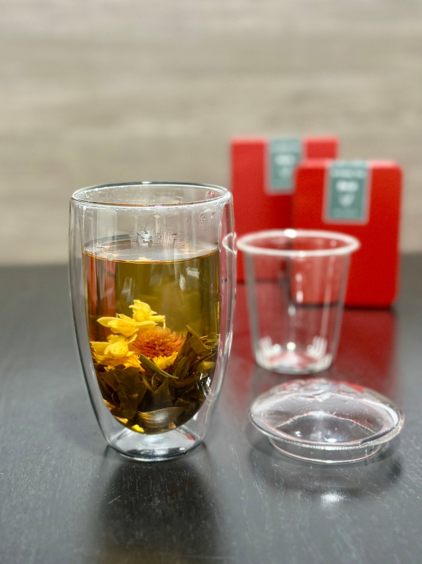 (Gift Box) 350ml or 450ml Double Wall Borosilicate Glass Cup with Assorted Teaballs